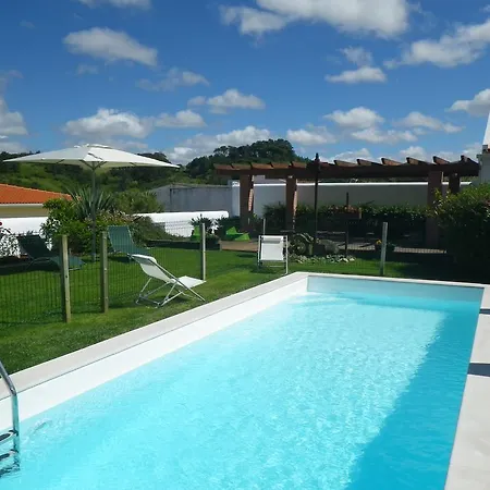 Casa Adega Do Mosteiro - Turismo Rural Konukevi 4*