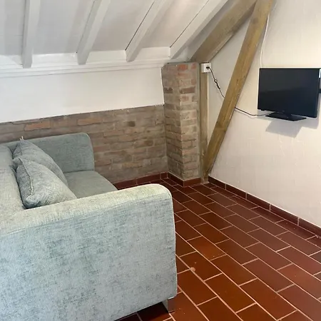 Konukevi Casa Adega Do Mosteiro - Turismo Rural Caldas Da Rainha